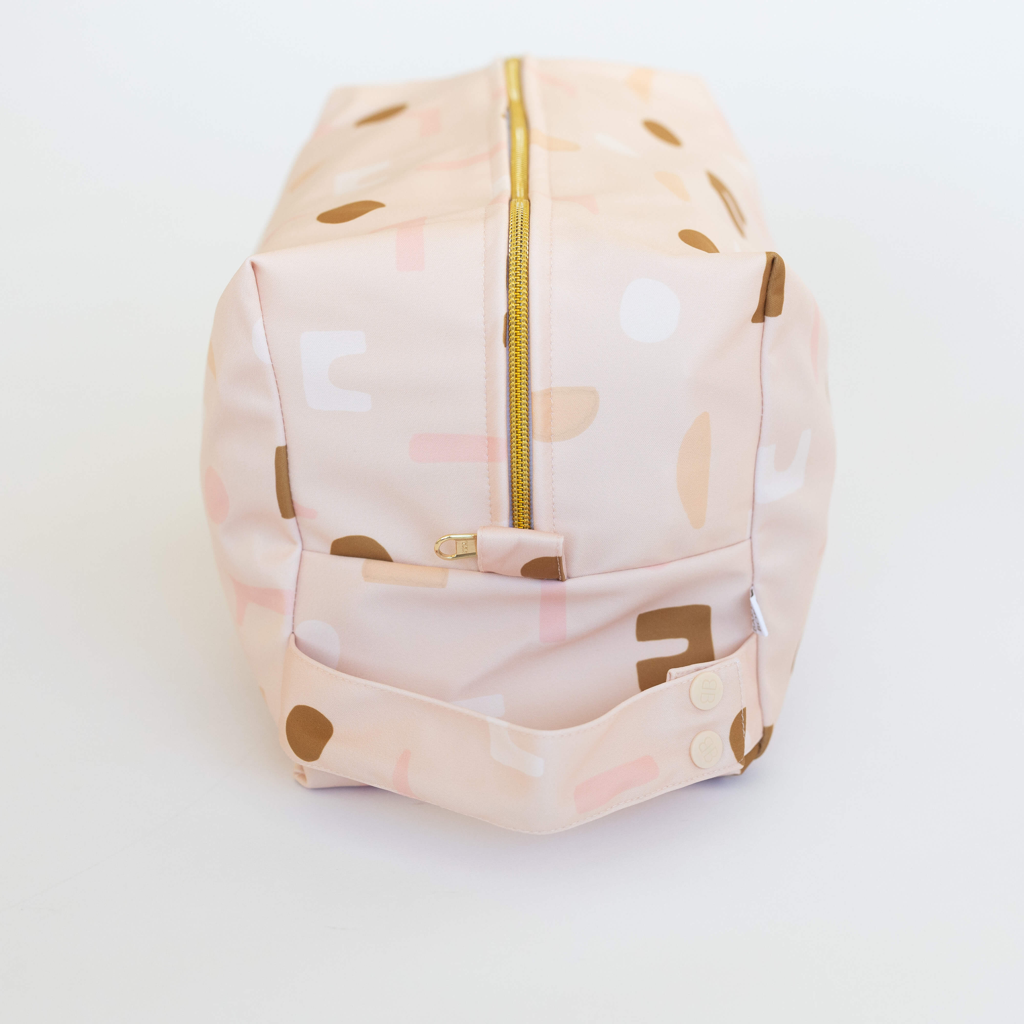 Travel Pod | Blush Shapes