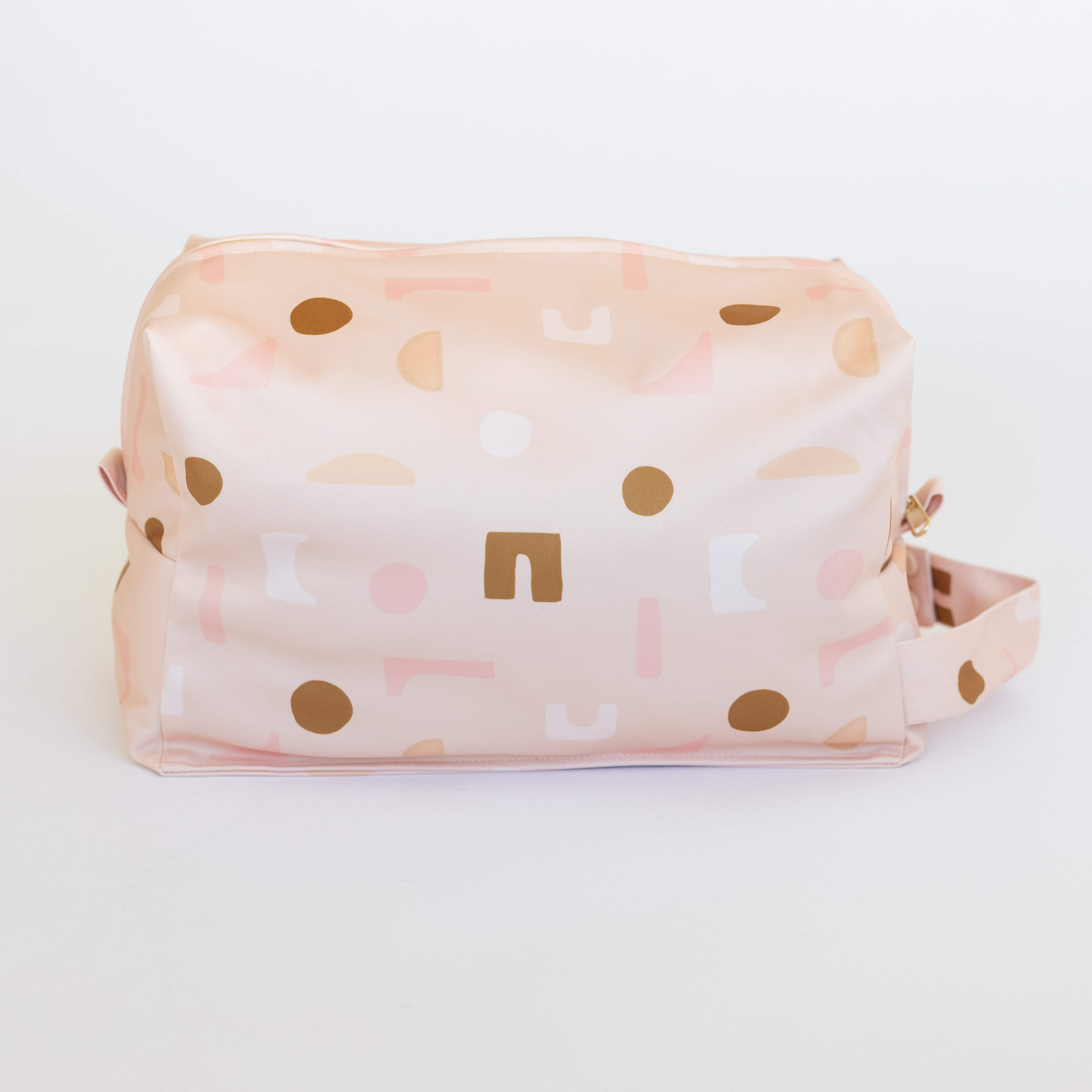 Travel Pod | Blush Shapes