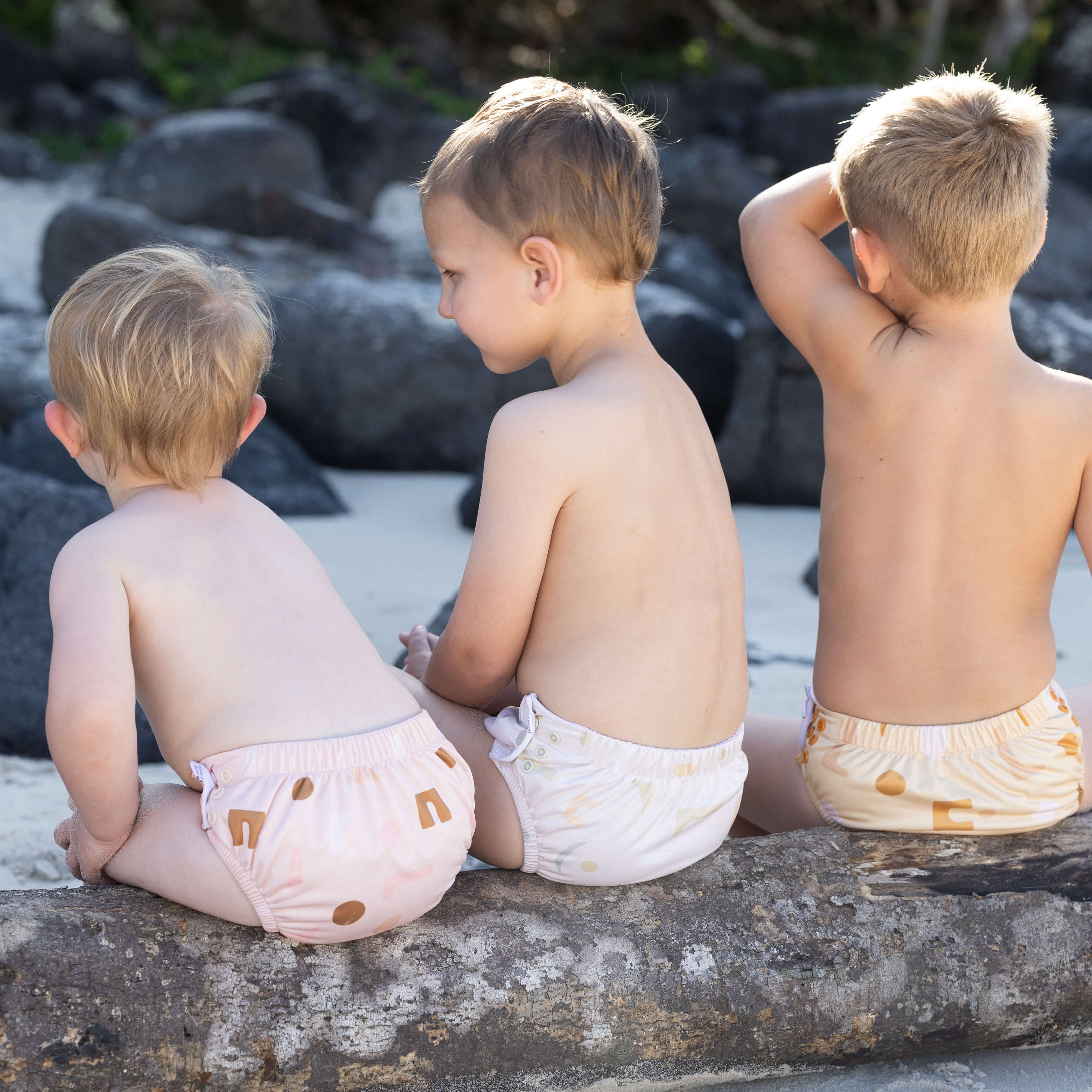 Reusable store water nappies